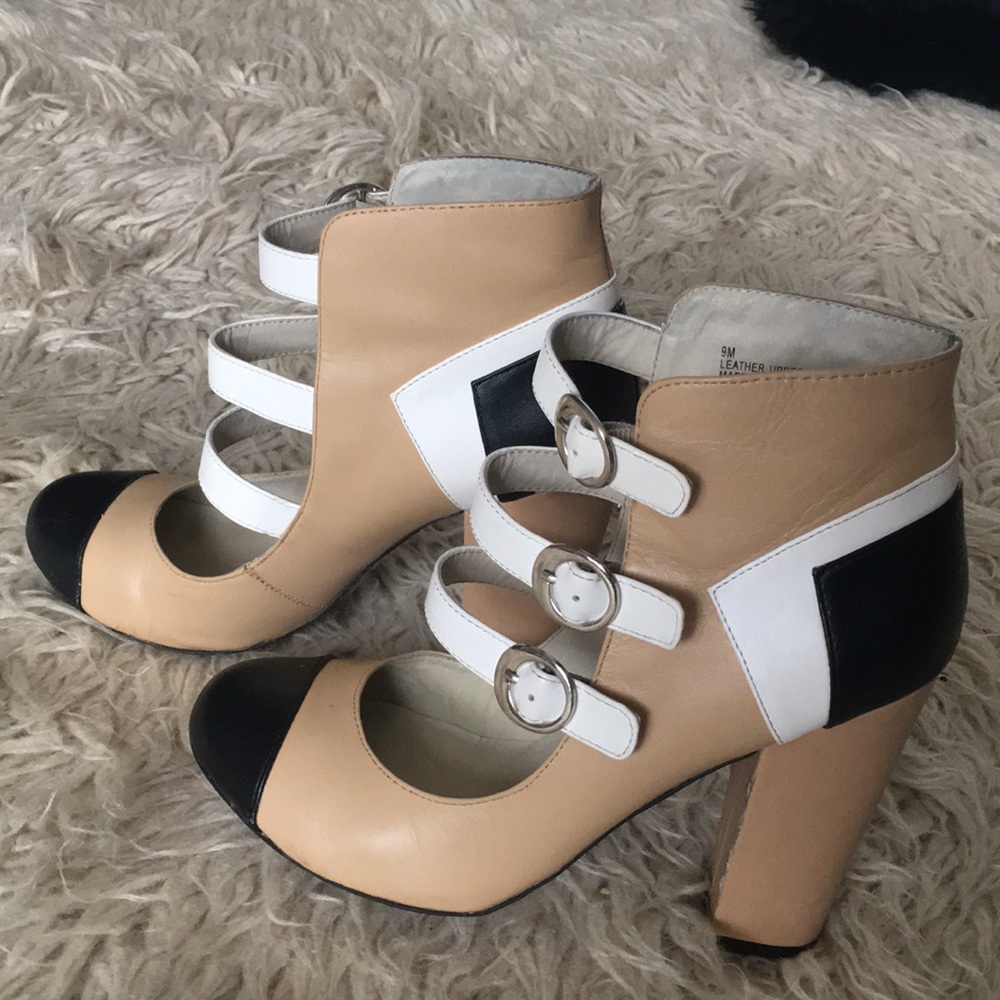 Leather strappy high heeled ankle boots booties 9M